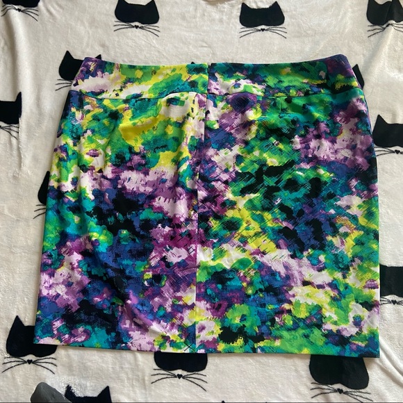 NWT Lane Bryant Watercolor Skirt Size 28 - Picture 3 of 4